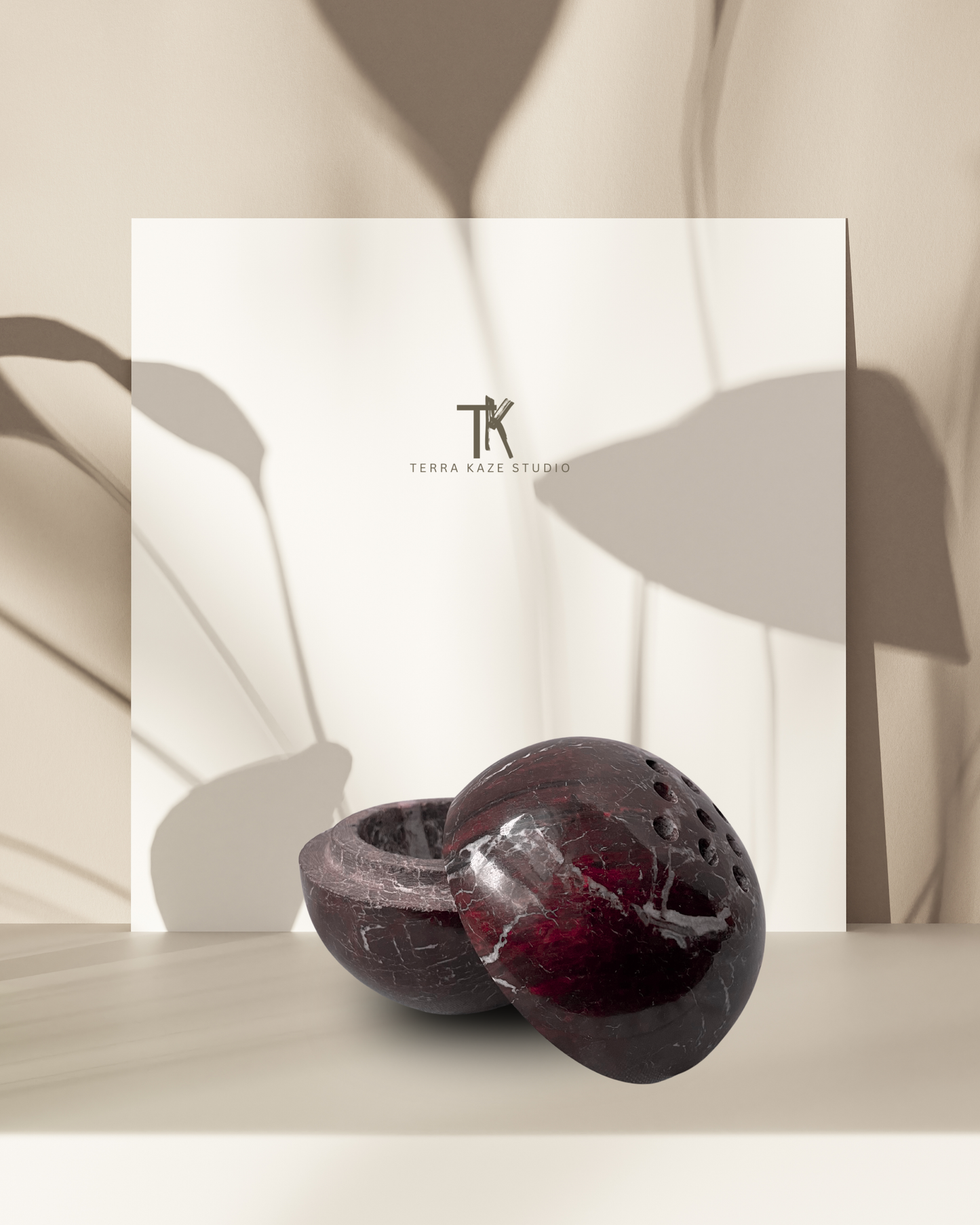 Lina - Räucherkugel red onyx